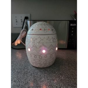 Scentsy Egg- Press Yourself Warmer